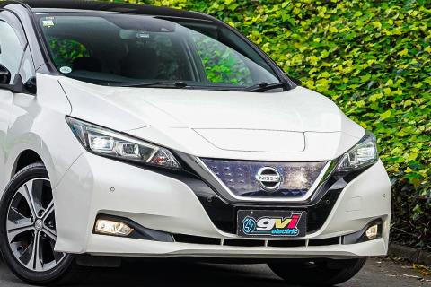 2018 Nissan Leaf 40X 87% SOH - Thumbnail