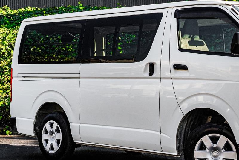 2021 Toyota Hiace ZL 5 Door