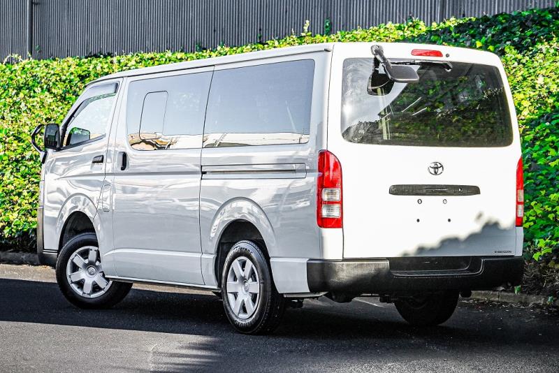 2021 Toyota Hiace ZL 5 Door