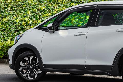 2020 Honda Fit E:HEV Crosstar / Jazz - Thumbnail