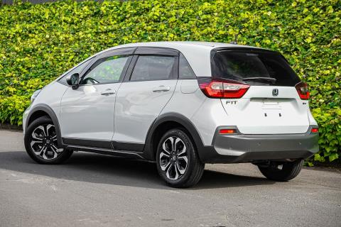 2020 Honda Fit E:HEV Crosstar / Jazz - Thumbnail