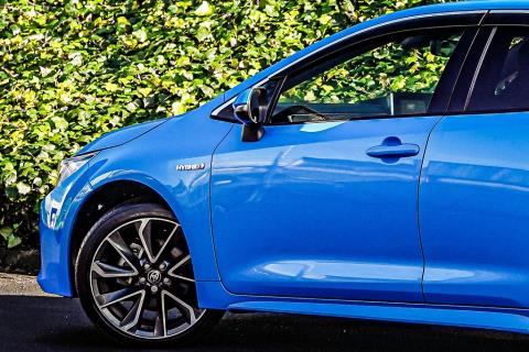 2019 Toyota Corolla Sport Hybrid G Z - Thumbnail