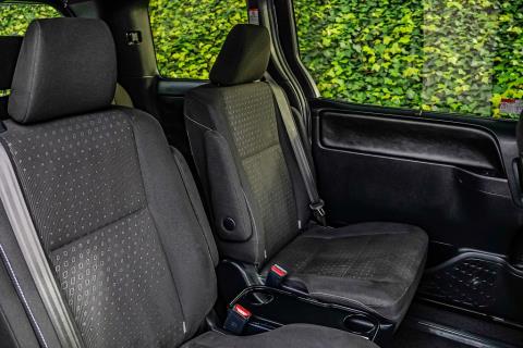 2019 Toyota Noah Hybrid G / Voxy - Thumbnail