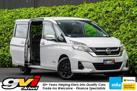 2016 Nissan Serena Van / NV350 - Thumbnail