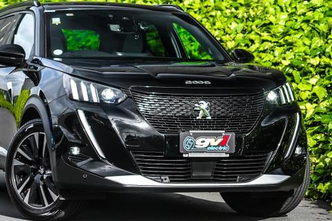 2021 Peugeot e-2008 GT Electric - Thumbnail