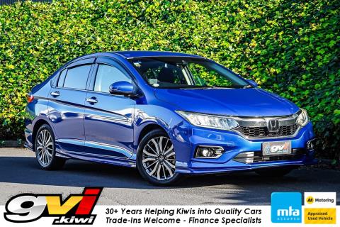 2017 Honda Grace Hybrid - Thumbnail