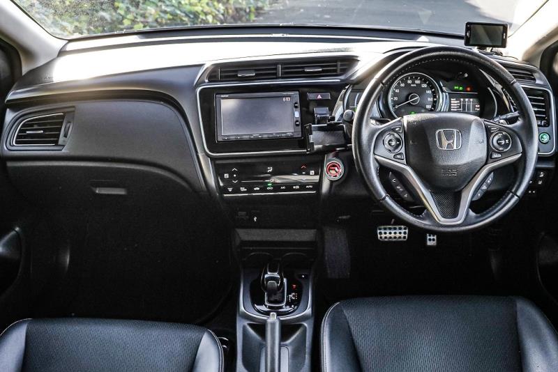 2017 Honda Grace Hybrid