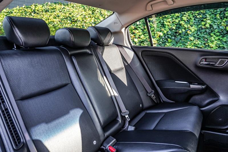 2017 Honda Grace Hybrid