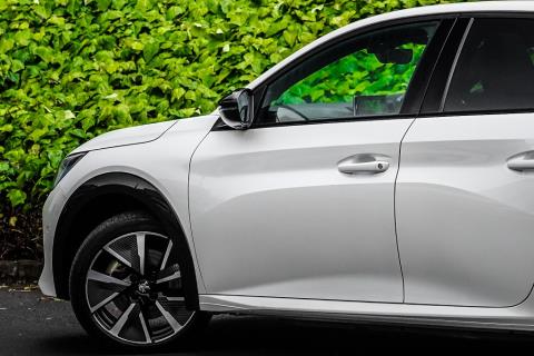 2021 Peugeot e-208 GT Line Electric - Thumbnail