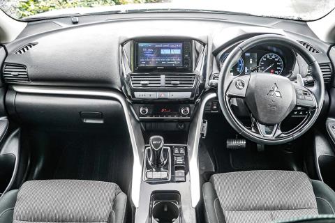 2020 Mitsubishi Eclipse Cross PHEV 4WD - Thumbnail