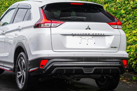2020 Mitsubishi Eclipse Cross PHEV 4WD - Thumbnail
