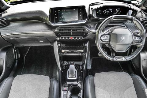 2021 Peugeot e-2008 GT Electric - Thumbnail