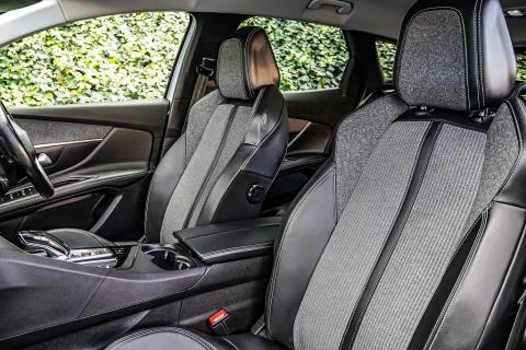 2021 Peugeot 3008 Allure - Thumbnail