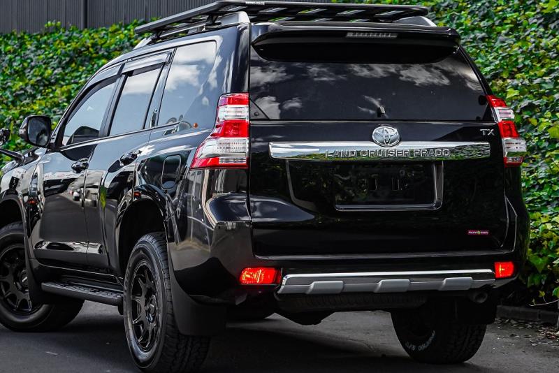 2016 Toyota Land Cruiser Prado 7 Seat