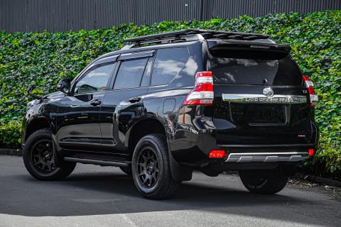 2016 Toyota Land Cruiser Prado 7 Seat - Thumbnail