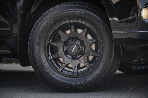 2016 Toyota Land Cruiser Prado 7 Seat - Thumbnail