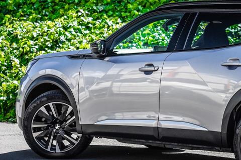 2021 Peugeot e-2008 GT Line - Thumbnail