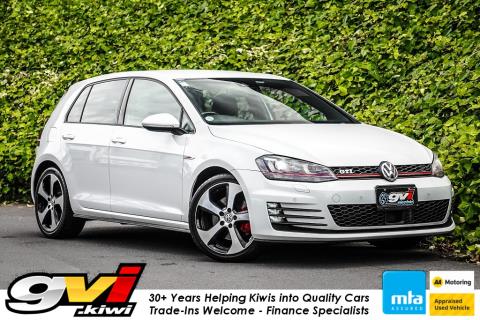 2014 Volkswagen Golf GTI Turbo - Thumbnail