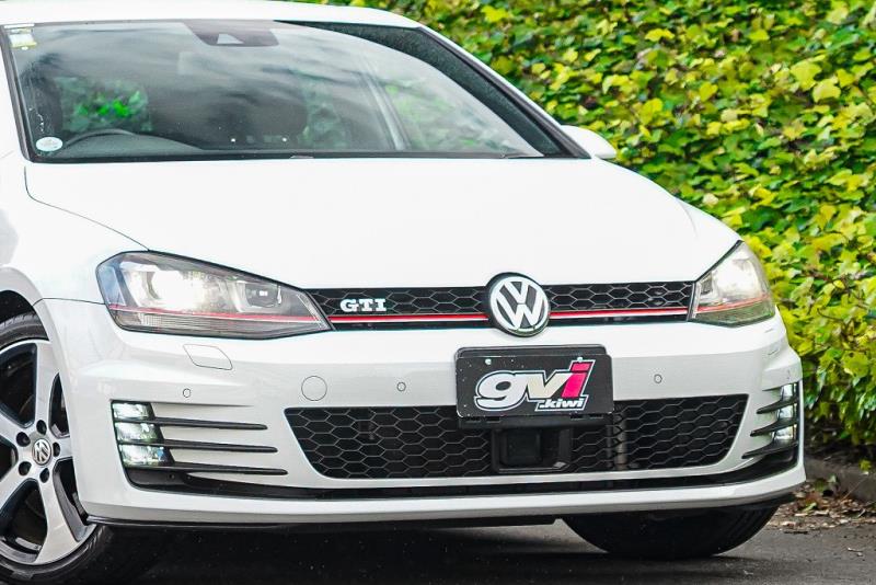 2014 Volkswagen Golf GTI Turbo