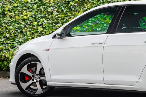 2014 Volkswagen Golf GTI Turbo - Thumbnail