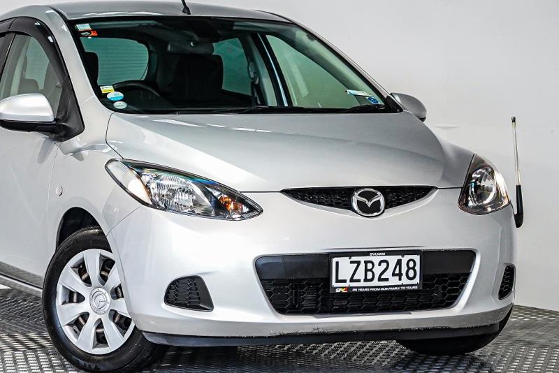 2007 Mazda Demio 15C / Mazda2