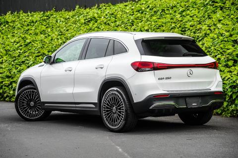 2021 Mercedes Benz EQA 250 AMG - Thumbnail