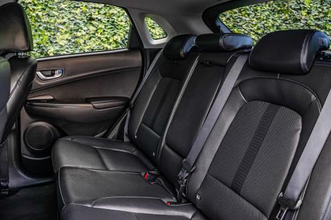 2021 Hyundai Kona EV 64kWh - Thumbnail