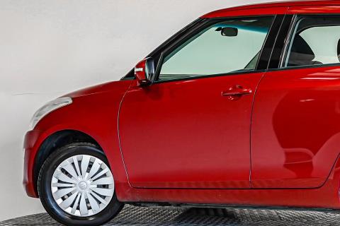 2014 Suzuki Swift GLX - Thumbnail
