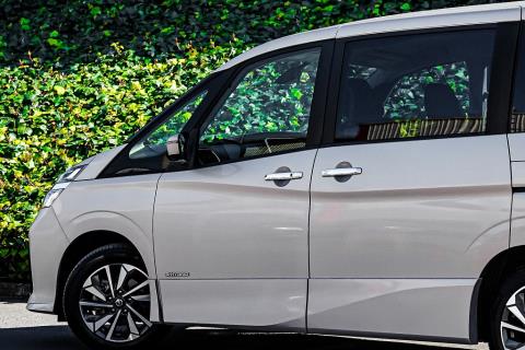 2020 Nissan Serena Hybrid - Thumbnail