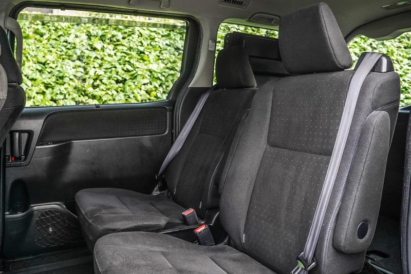 2017 Toyota Voxy Hybrid / Noah