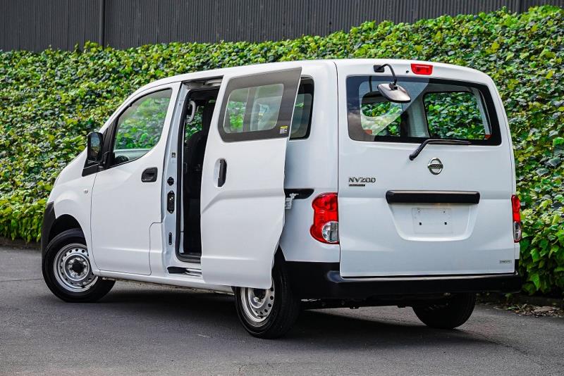 2020 Nissan NV200 / Vanette 5 Door