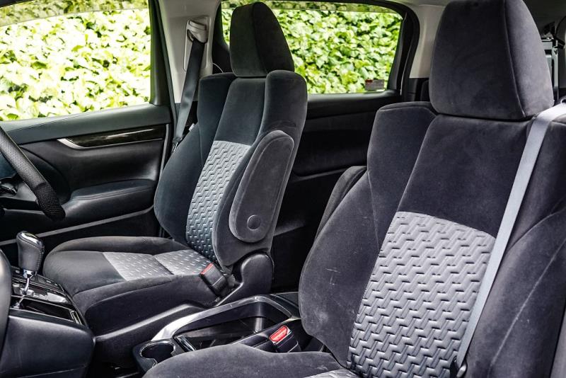 2015 Toyota Vellfire 2.5Z / Alphard