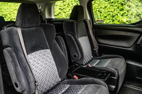 2015 Toyota Vellfire 2.5Z / Alphard - Thumbnail