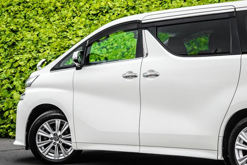 2015 Toyota Vellfire 2.5Z / Alphard