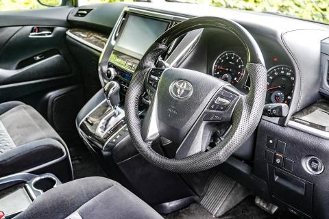 2015 Toyota Vellfire 2.5Z / Alphard - Thumbnail