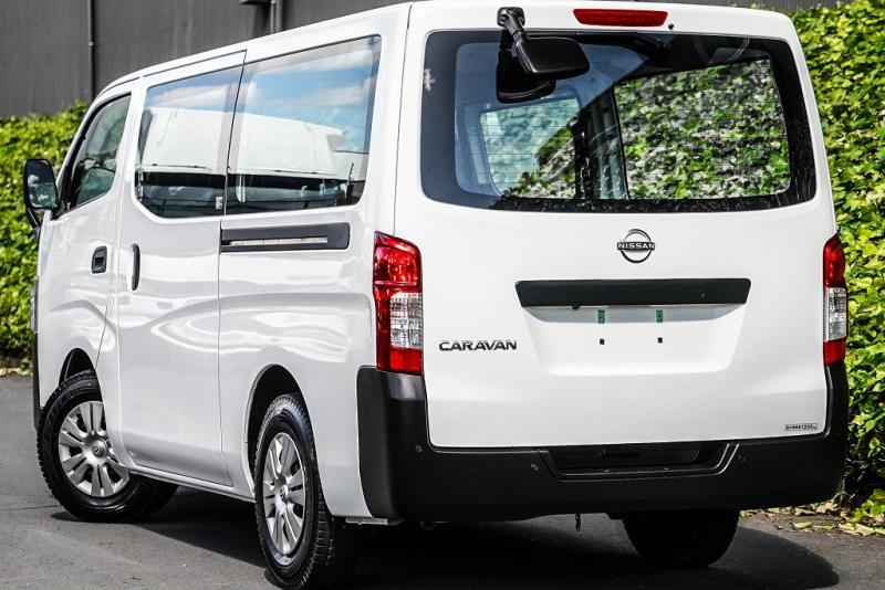 2022 Nissan NV350 / Caravan 5 Door