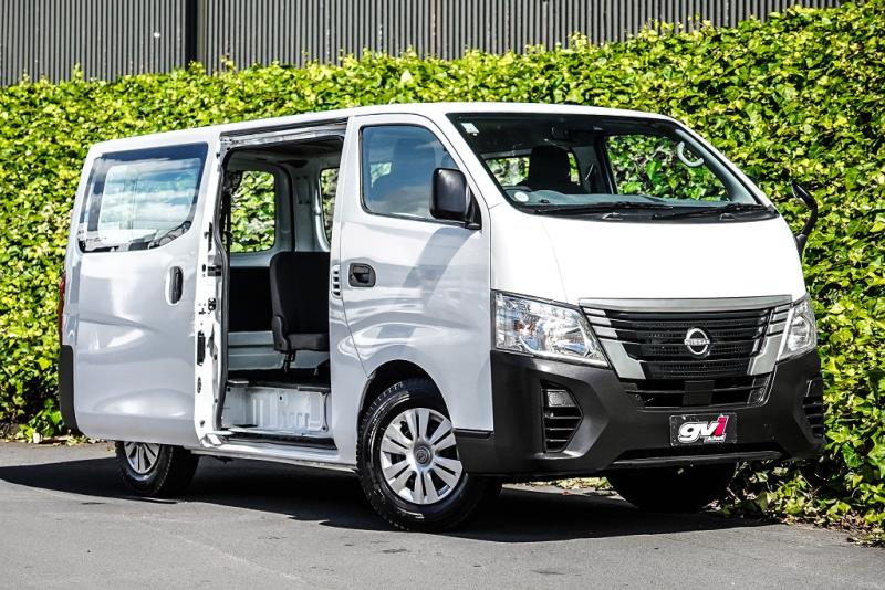 2022 Nissan NV350 / Caravan 5 Door