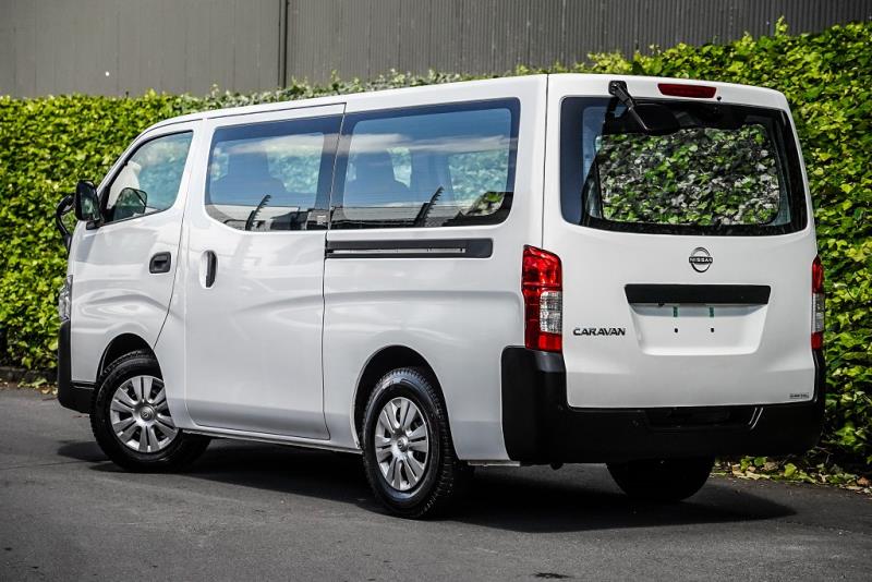 2022 Nissan NV350 / Caravan 5 Door