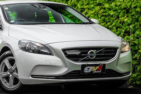 2014 Volvo V40 T4 - Thumbnail