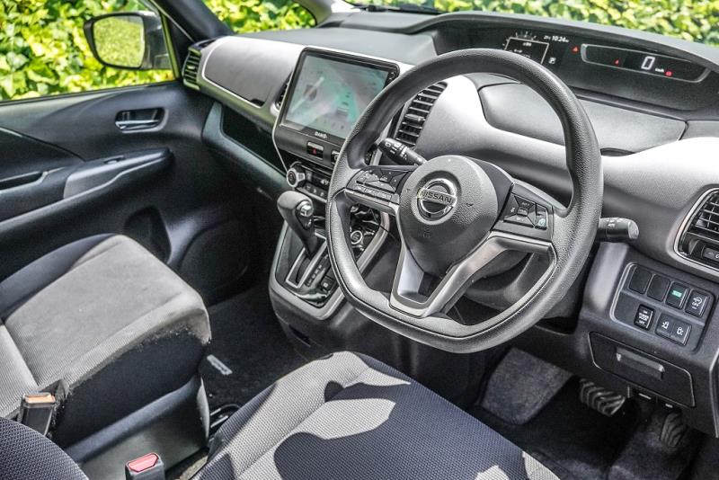 2018 Nissan Serena Hybrid 8 Seat