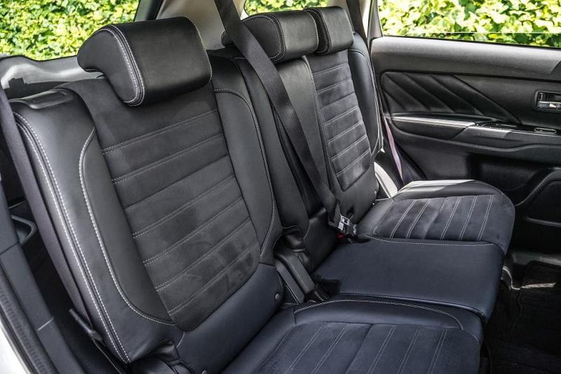 2016 Mitsubishi Outlander PHEV 4WD