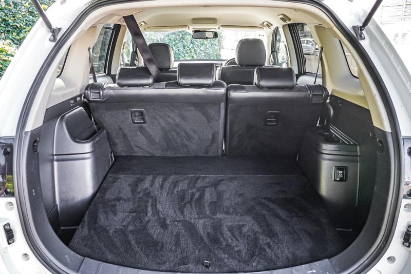 2016 Mitsubishi Outlander PHEV 4WD