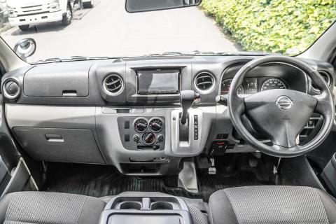 2017 Nissan NV350 / Caravan - Thumbnail