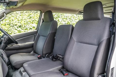 2017 Nissan NV350 / Caravan - Thumbnail