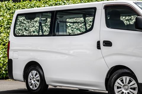 2017 Nissan NV350 / Caravan - Thumbnail