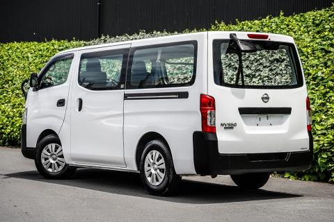 2017 Nissan NV350 / Caravan - Thumbnail