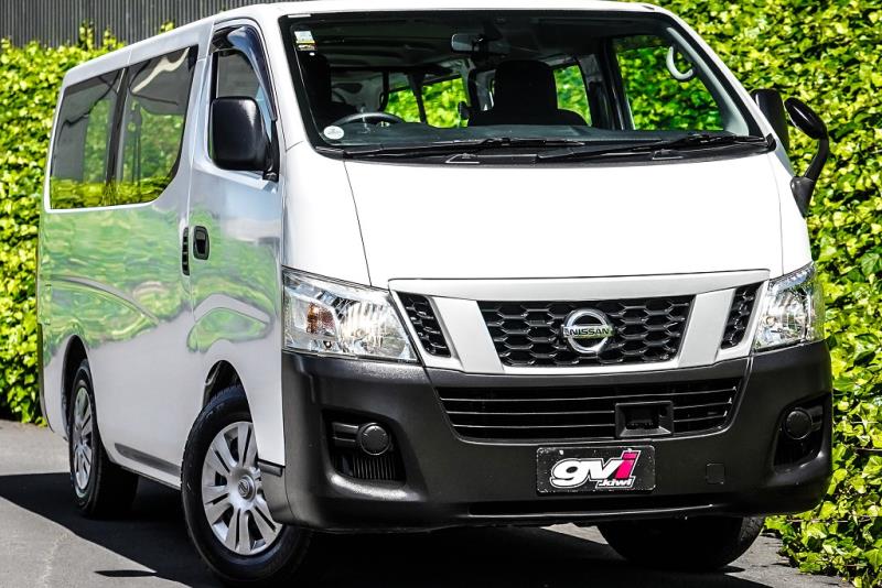 2017 Nissan NV350 9 Seater