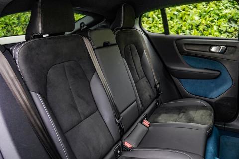 2022 Volvo C40 Recharge Ultimate - Thumbnail