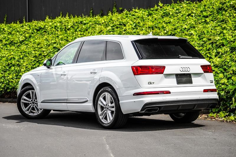 2017 Audi Q7 3.0TFSI Quattro S Line