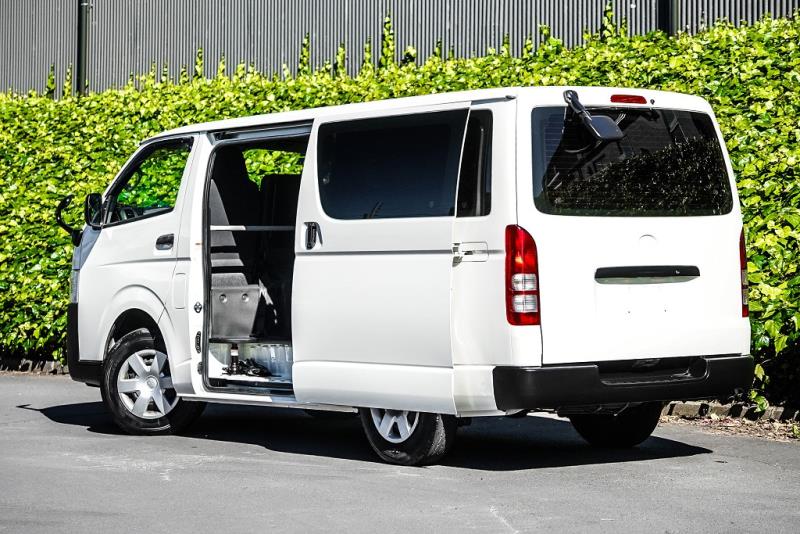 2021 Toyota Hiace ZL